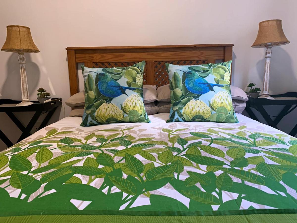 Makapa Lodge เคปทาวน์ ภายนอก รูปภาพ