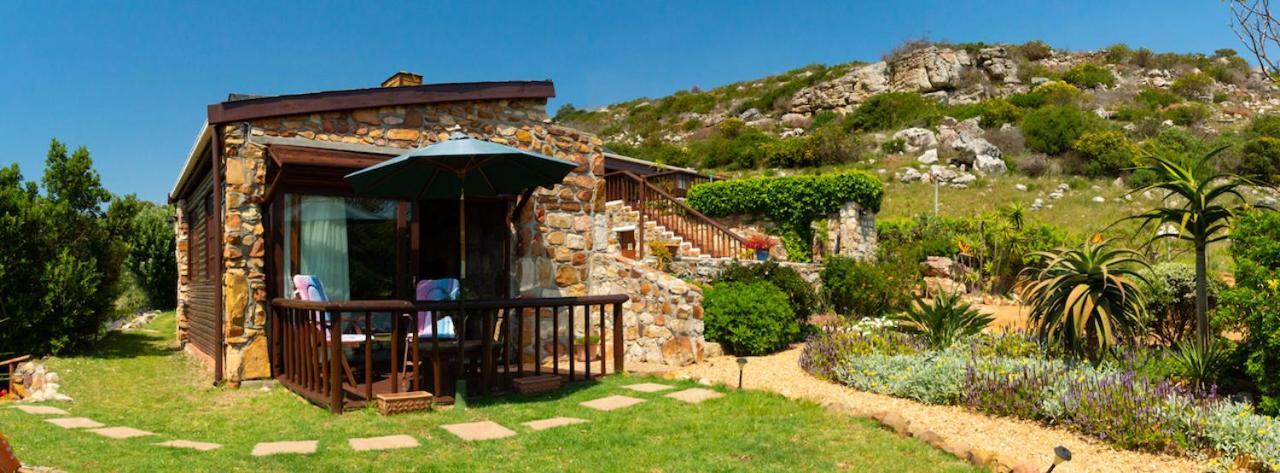 Makapa Lodge เคปทาวน์ ภายนอก รูปภาพ
